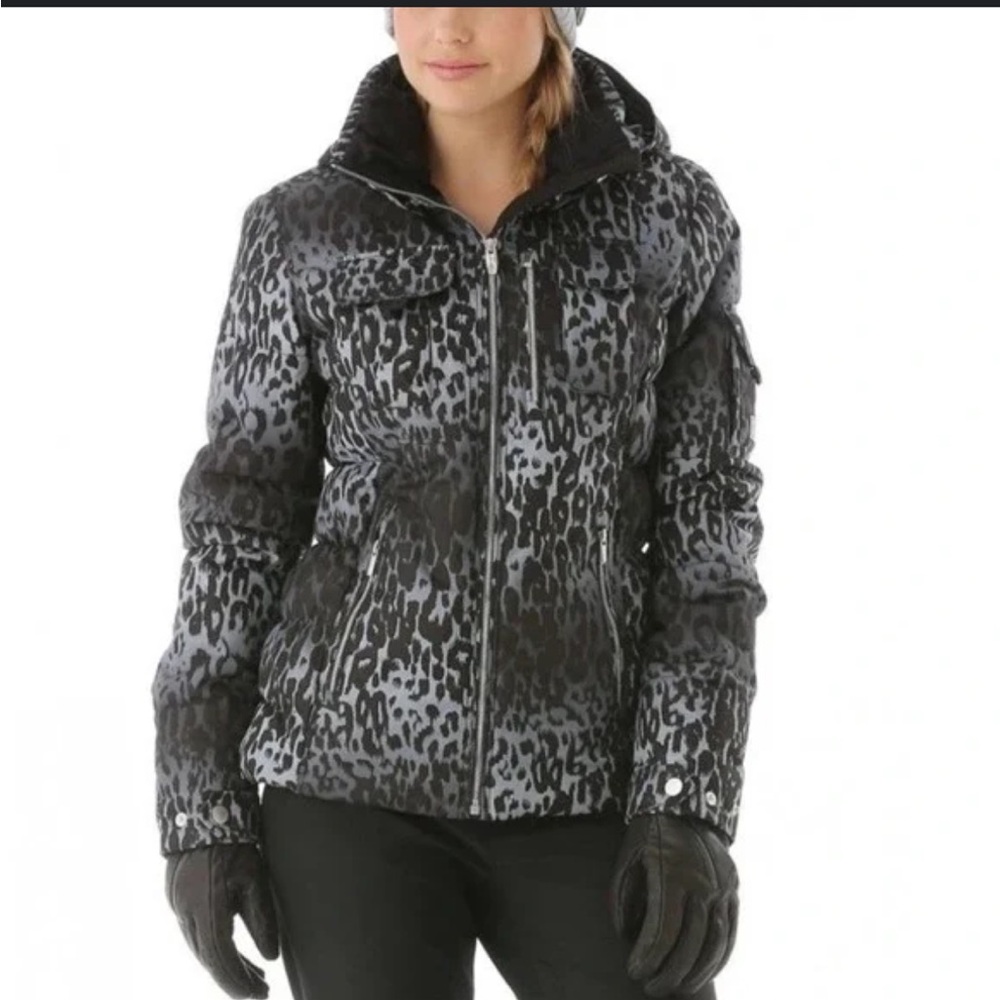 Obermeyer Leighton Luxe Ski Jacket in Leopard